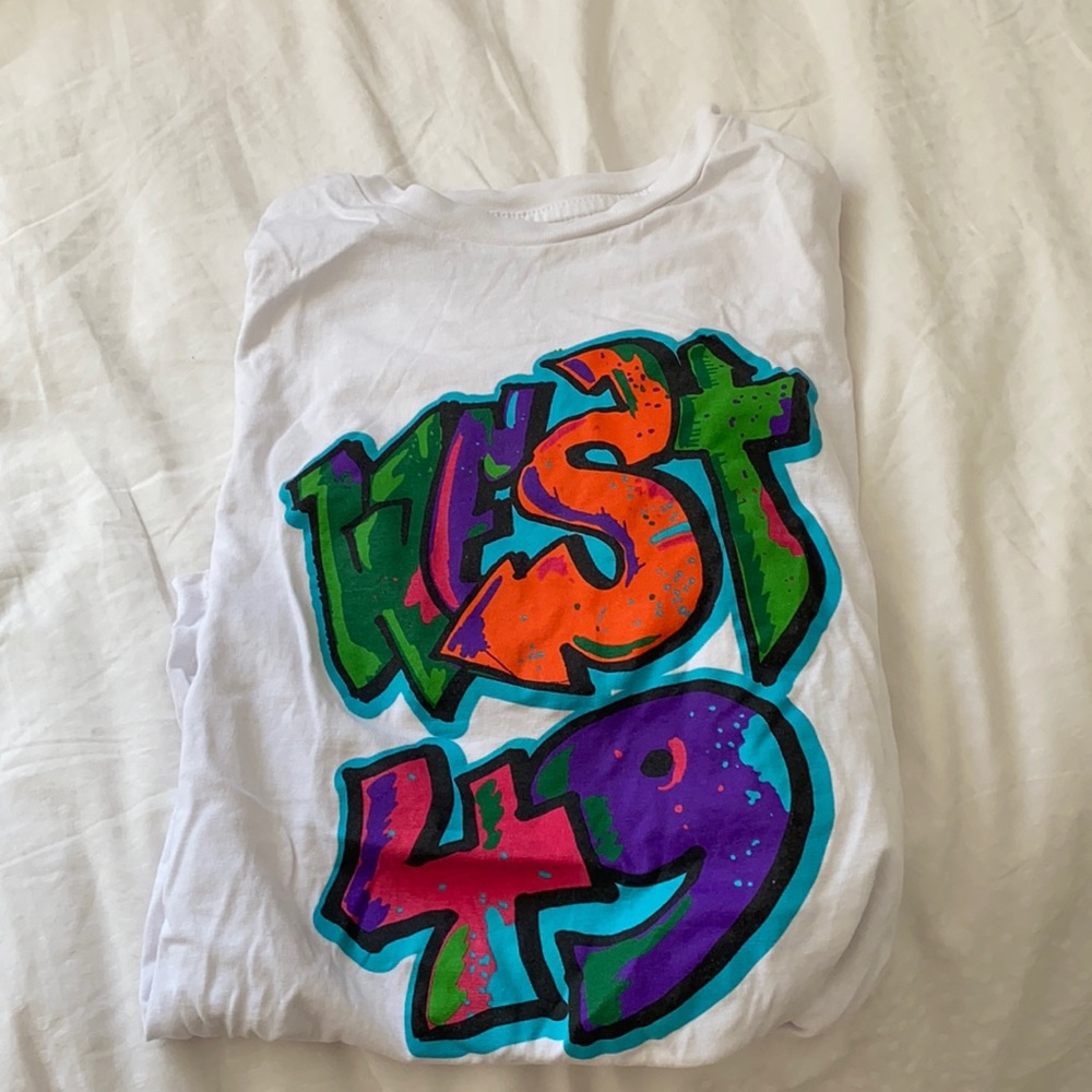 Vintage graphic graphite west 49 tee